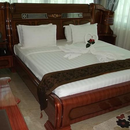 دار السلام Star City Hotel المظهر الخارجي الصورة