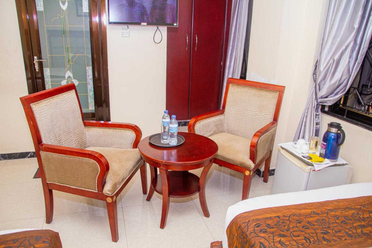 دار السلام Star City Hotel المظهر الخارجي الصورة