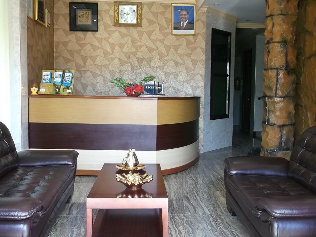 دار السلام Star City Hotel المظهر الخارجي الصورة