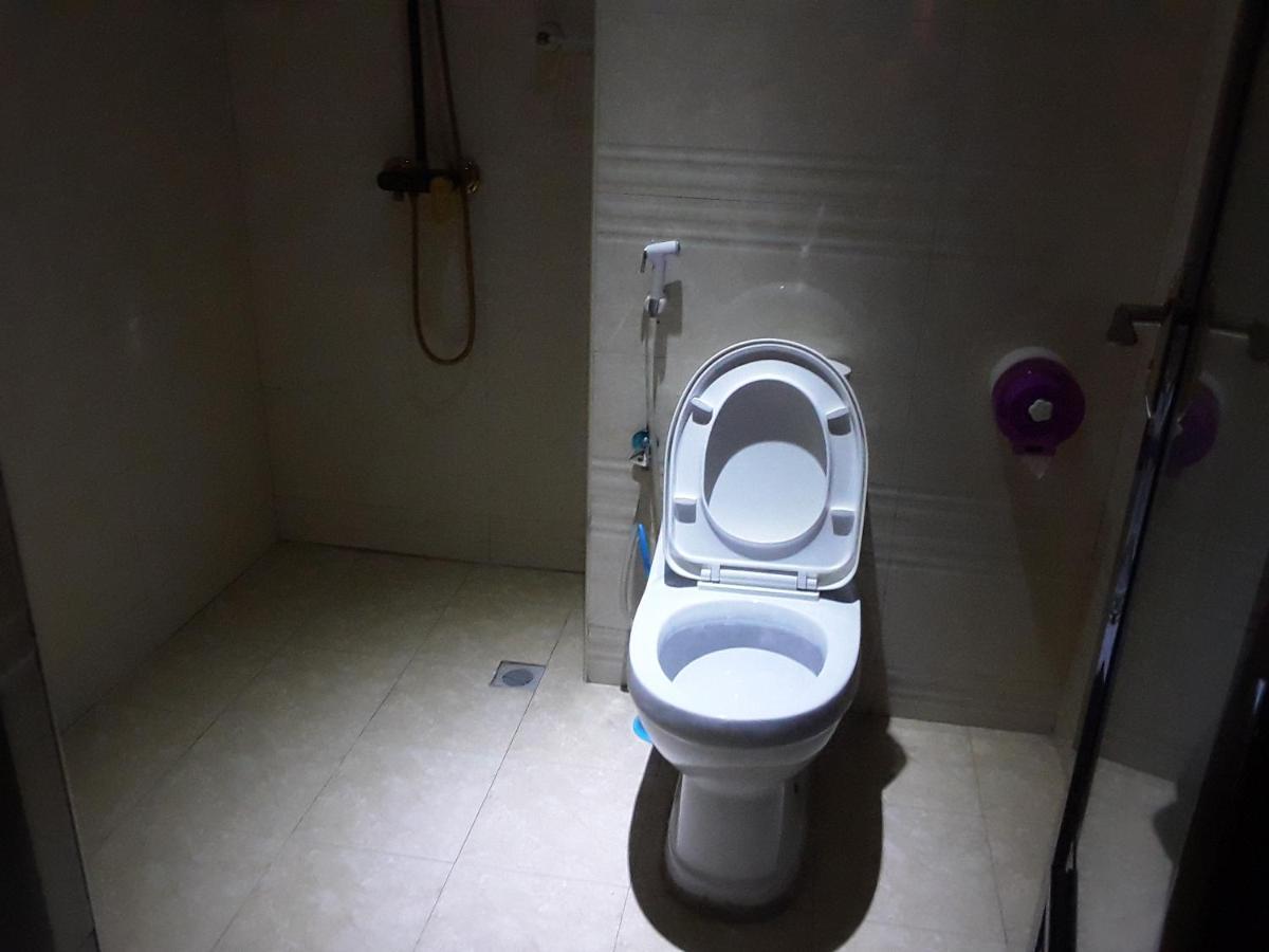 دار السلام Star City Hotel المظهر الخارجي الصورة